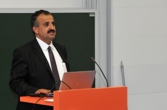 Charaf Hassan, A BME egyetemi tanára, tanszékvezetője Charaf Hassan, A BME egyetemi tanára, tanszékvezetője