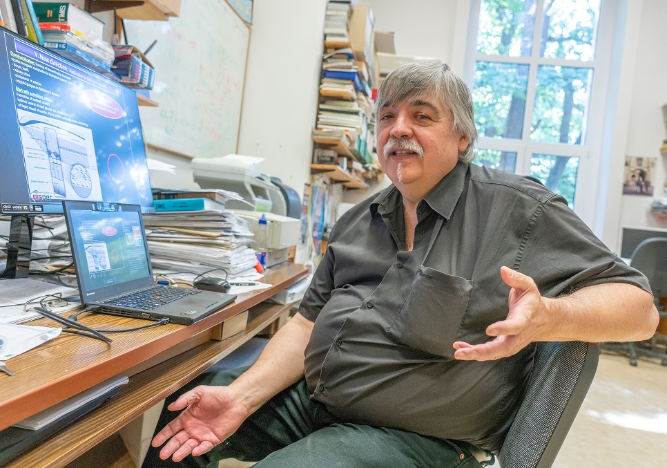 Gránásy László Gránásy László