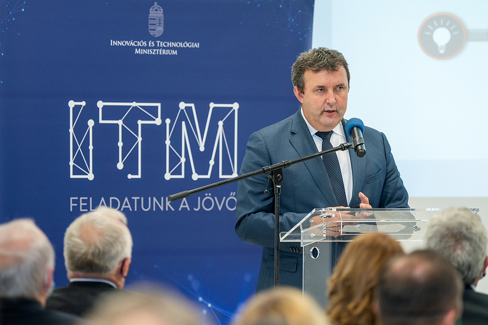 Körforgásos gazdasági kompetencia központ létrehozása Nagykanizsán - 2020. szeptember 11. Körforgásos gazdasági kompetencia központ létrehozása Nagykanizsán - 2020. szeptember 11.