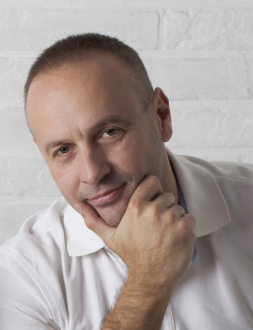 Dr. Deák Csaba Dr. Deák Csaba