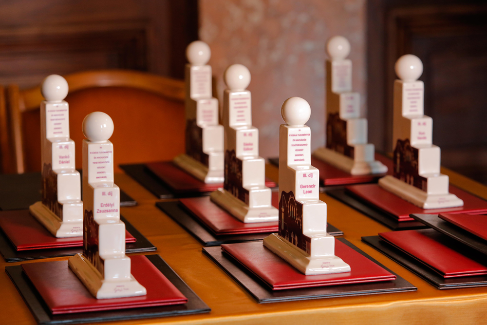 30. Ifjúsági Tudományos és Innovációs Tehetségkutató Verseny díjátadó - 2021. június 22. 30. Ifjúsági Tudományos és Innovációs Tehetségkutató Verseny díjátadó - 2021. június 22.